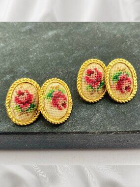 VINTAGE Pink roses petit point cross stitch gold tone cuff links men or women